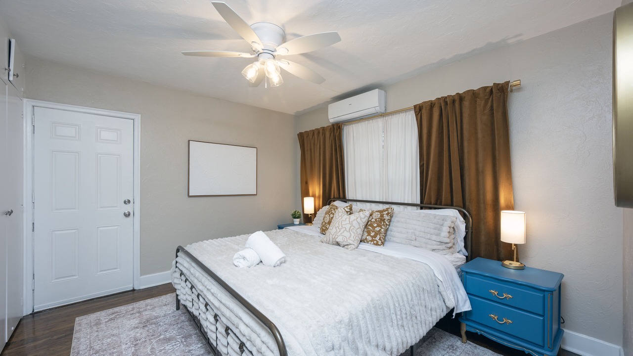 Photo of Bedroom in Historic Uptown