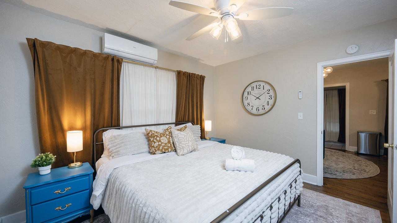 Photo of Bedroom in Historic Uptown