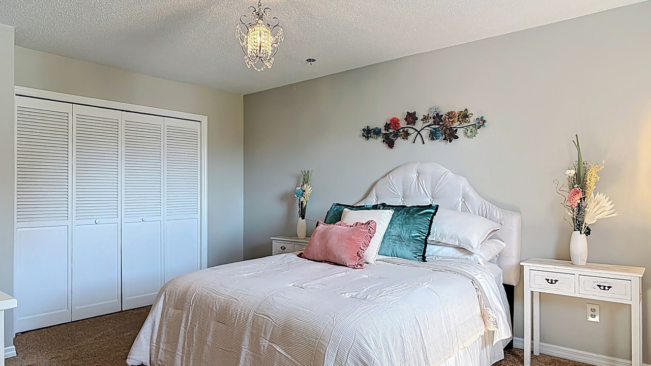 Photo of Bedroom in Spruce Creek