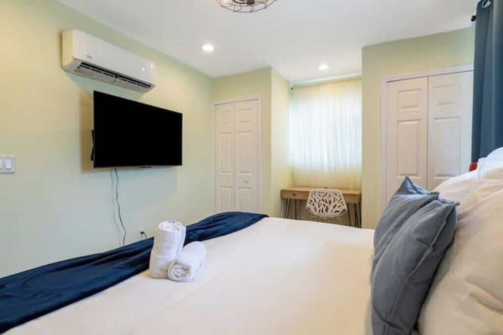 Photo of Bedroom in United Central