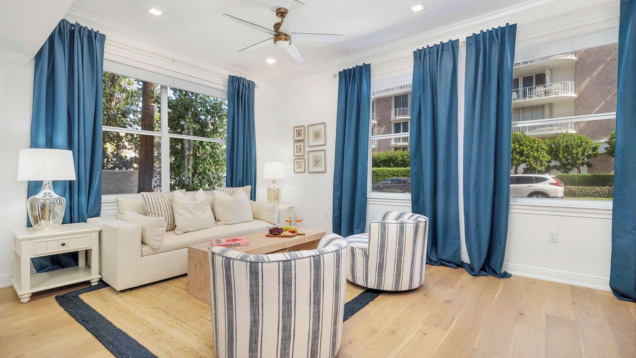 Photo of Livingroom in Palm Beach
