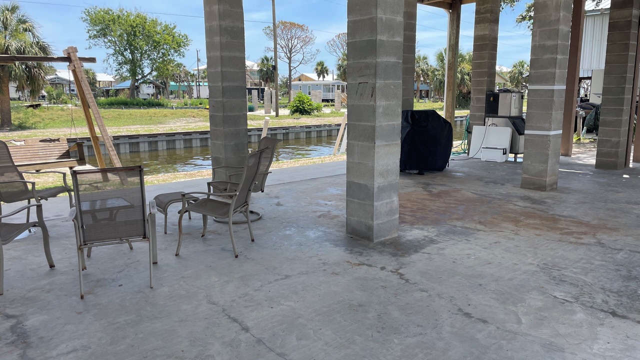 Photo of Others in Horseshoe Beach