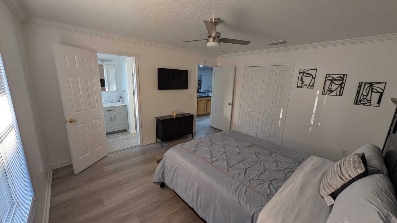 Photo of Bedroom in Sulphur Springs