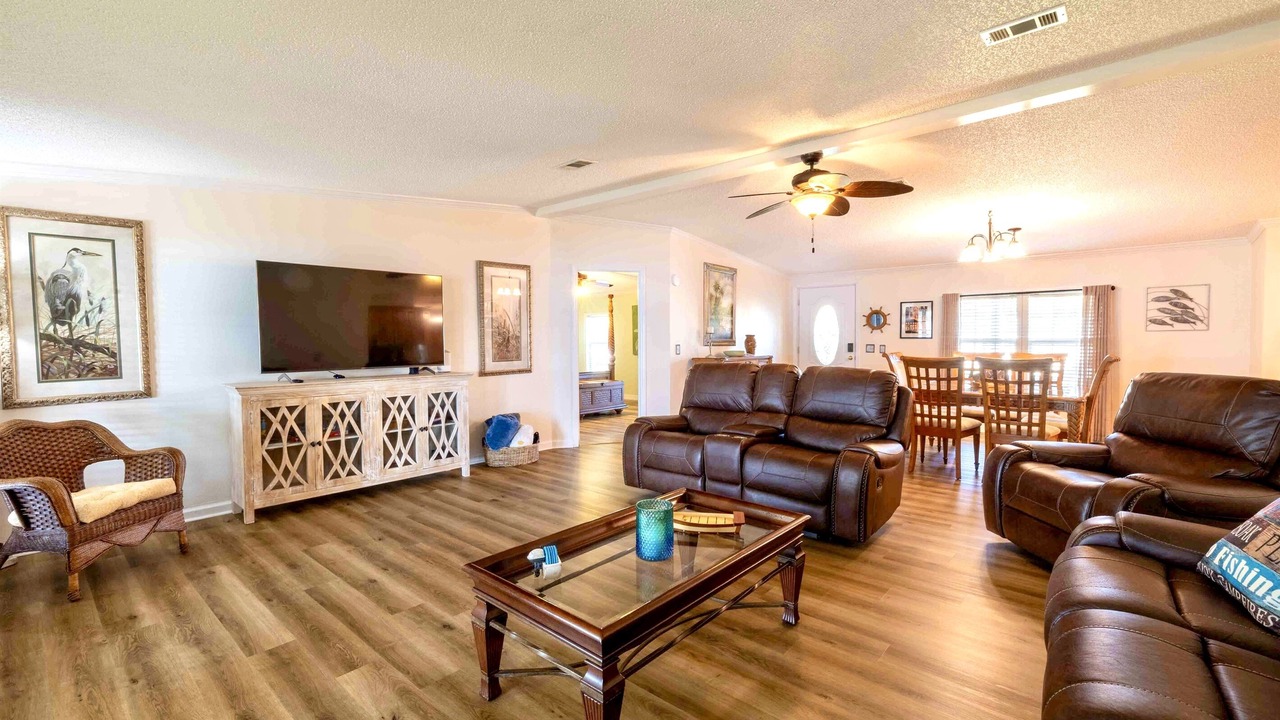 Photo of Bedroom in Crescent City