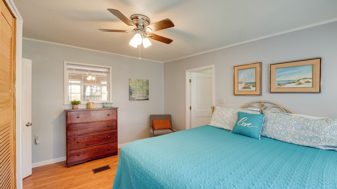 Photo of Bedroom in Magnolia Bluffs