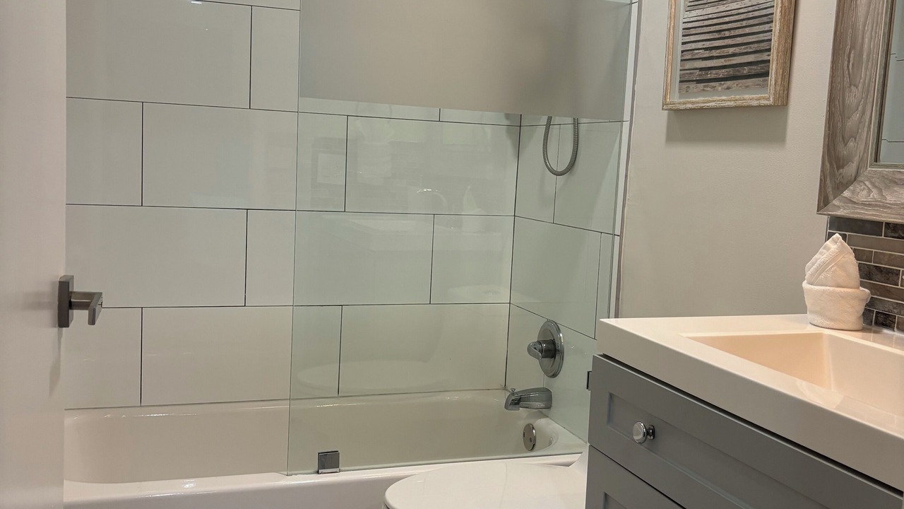 Photo of Bathroom in Southwest Coconut Grove