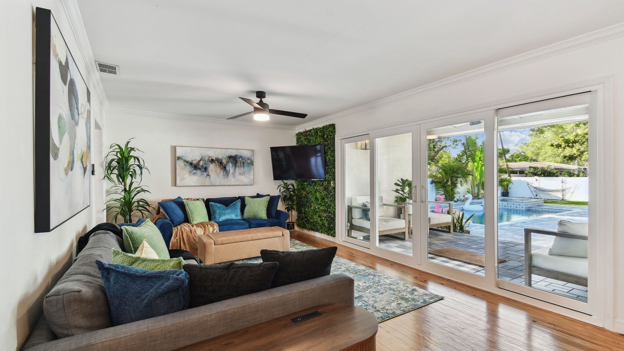 Photo of Outdoor in Riverside Heights