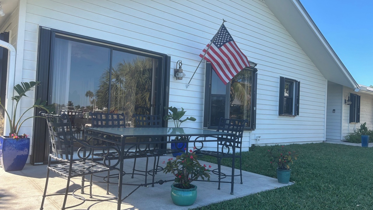 Photo of Others in Hobe Sound