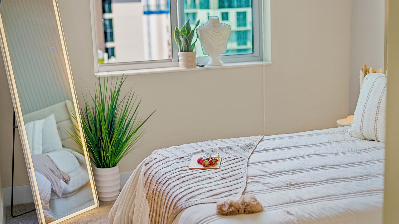 Photo of Bedroom in The Roads