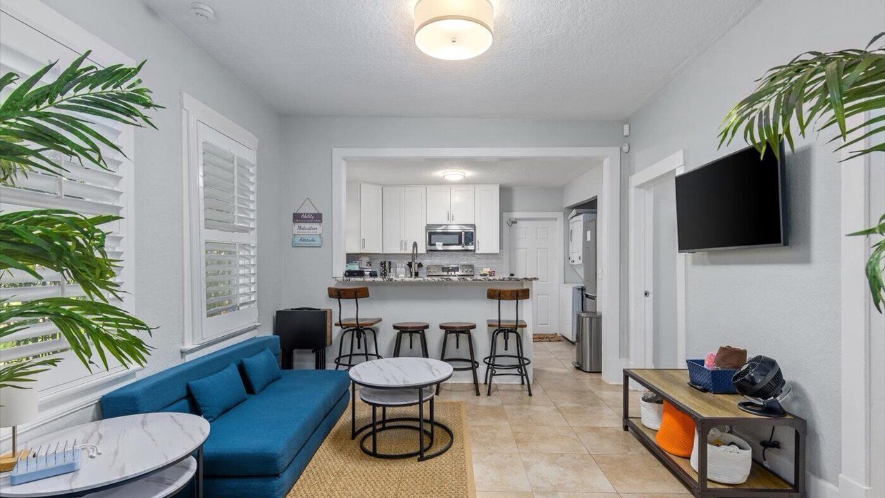 Photo of Livingroom in Riverside
