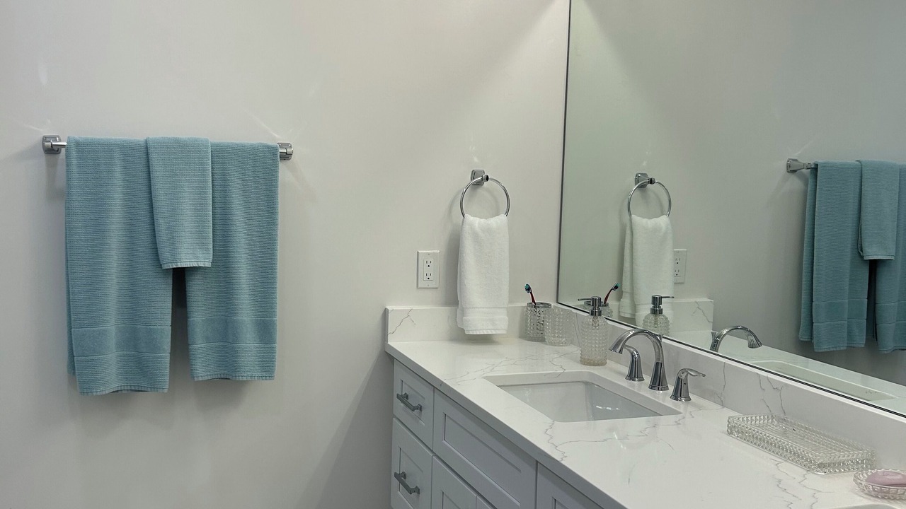 Photo of Bathroom in Putnam Hall