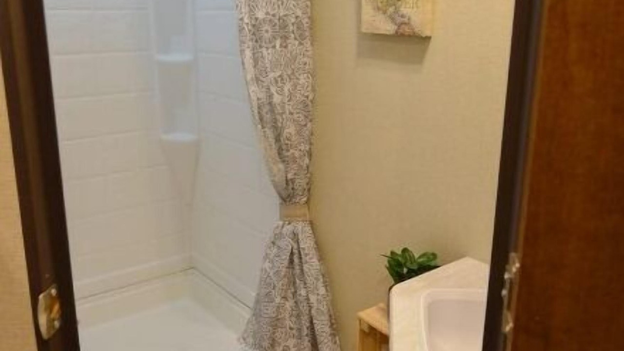 Photo of Bathroom in Hunt Club