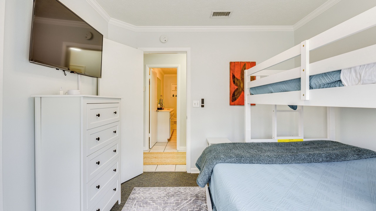 Photo of Bedroom in Panama City