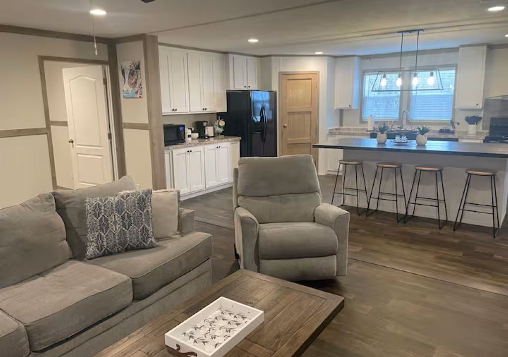 Photo of Livingroom in Newcomb