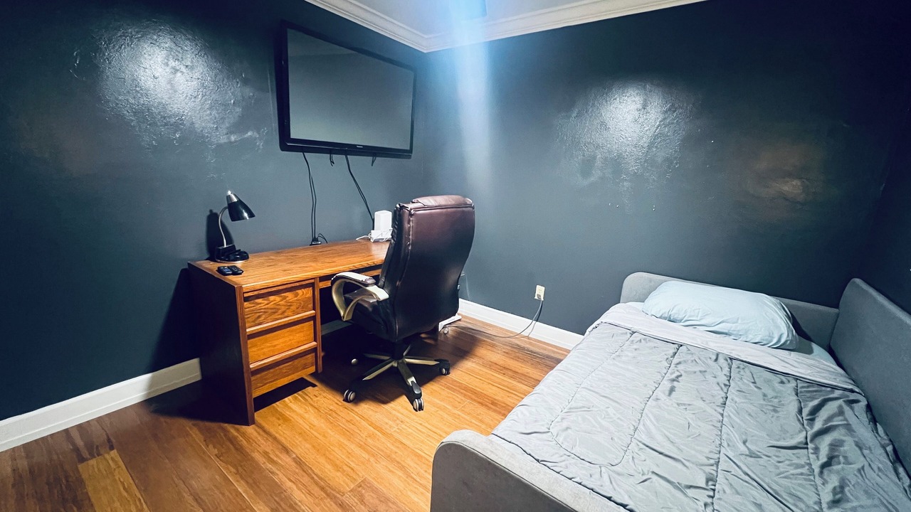 Photo of Bedroom in San Carlos Park