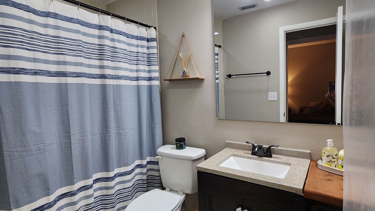 Photo of Bathroom in Sun 'N Lake