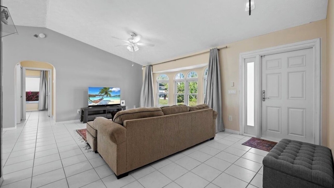 Photo of Livingroom in Port Saint Lucie