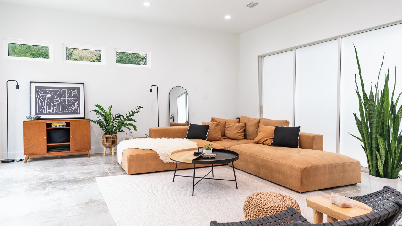 Photo of Livingroom in Tallahassee