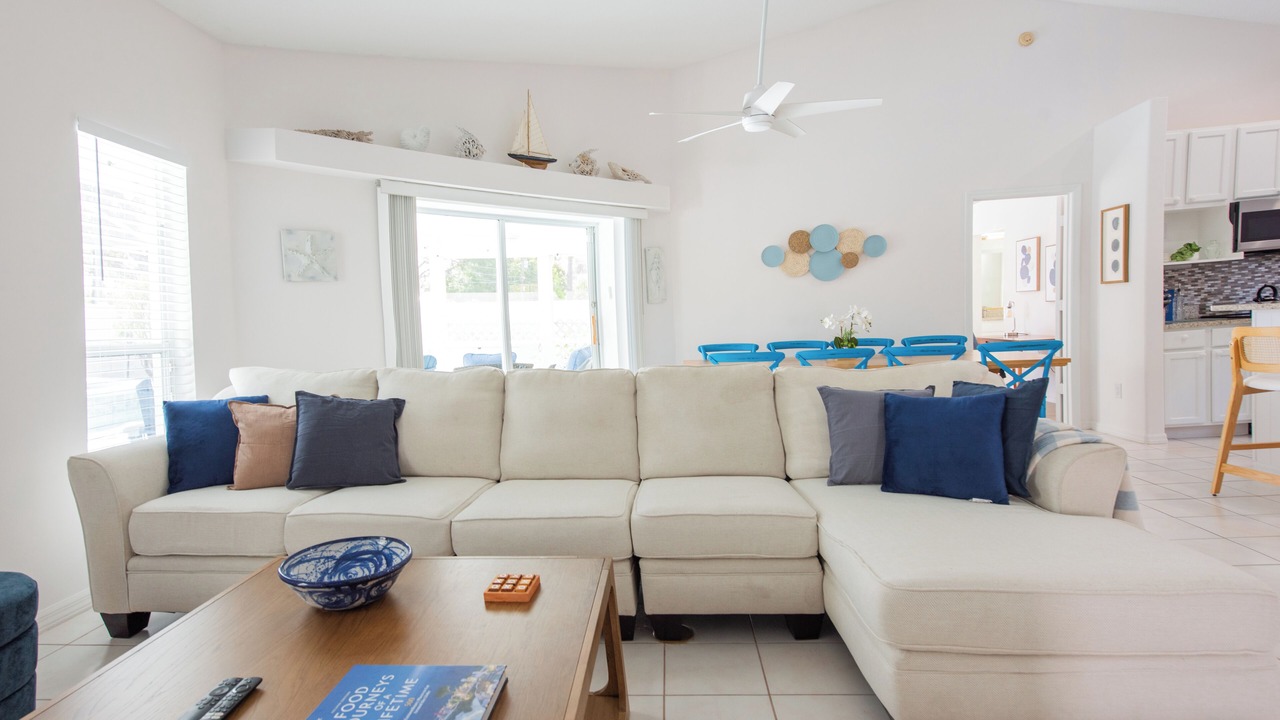 Photo of Livingroom in Florida Ridge