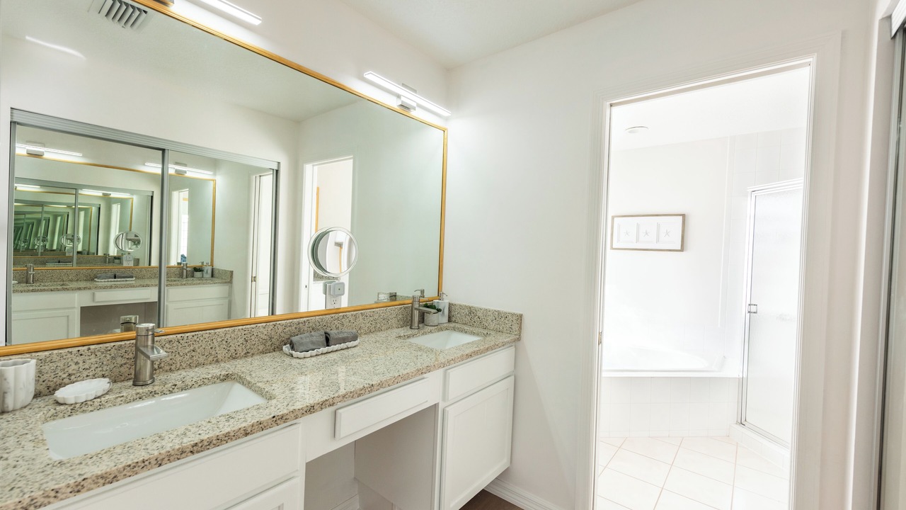 Photo of Bathroom in Florida Ridge
