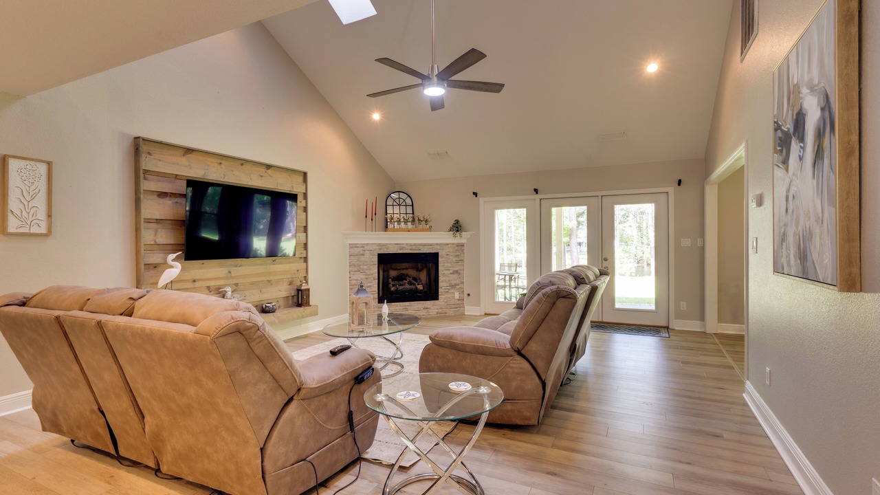 Photo of Livingroom in Tallahassee