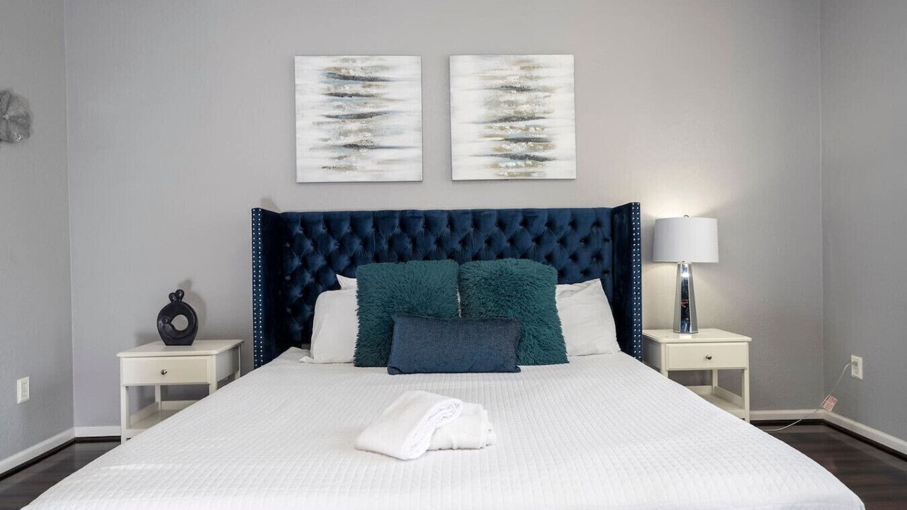 Photo of Bedroom in Trafalgar Village