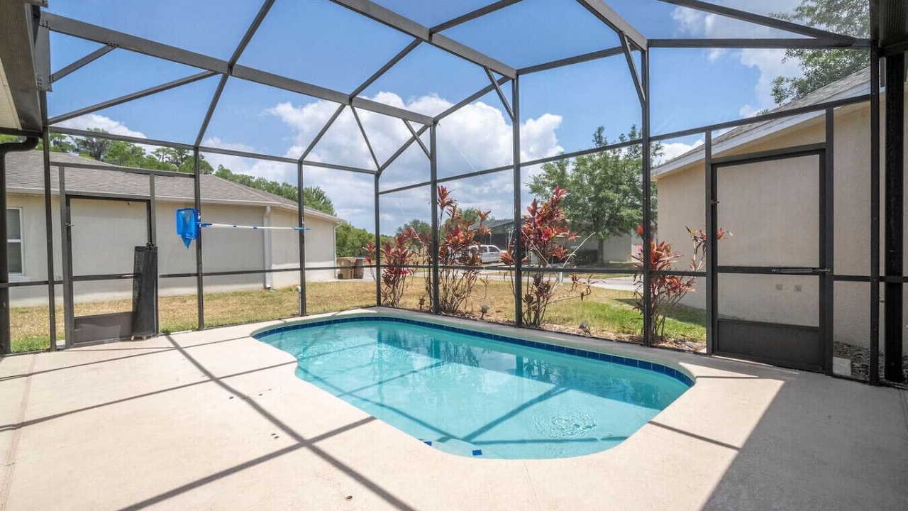 Photo of Outdoor in Trafalgar Village