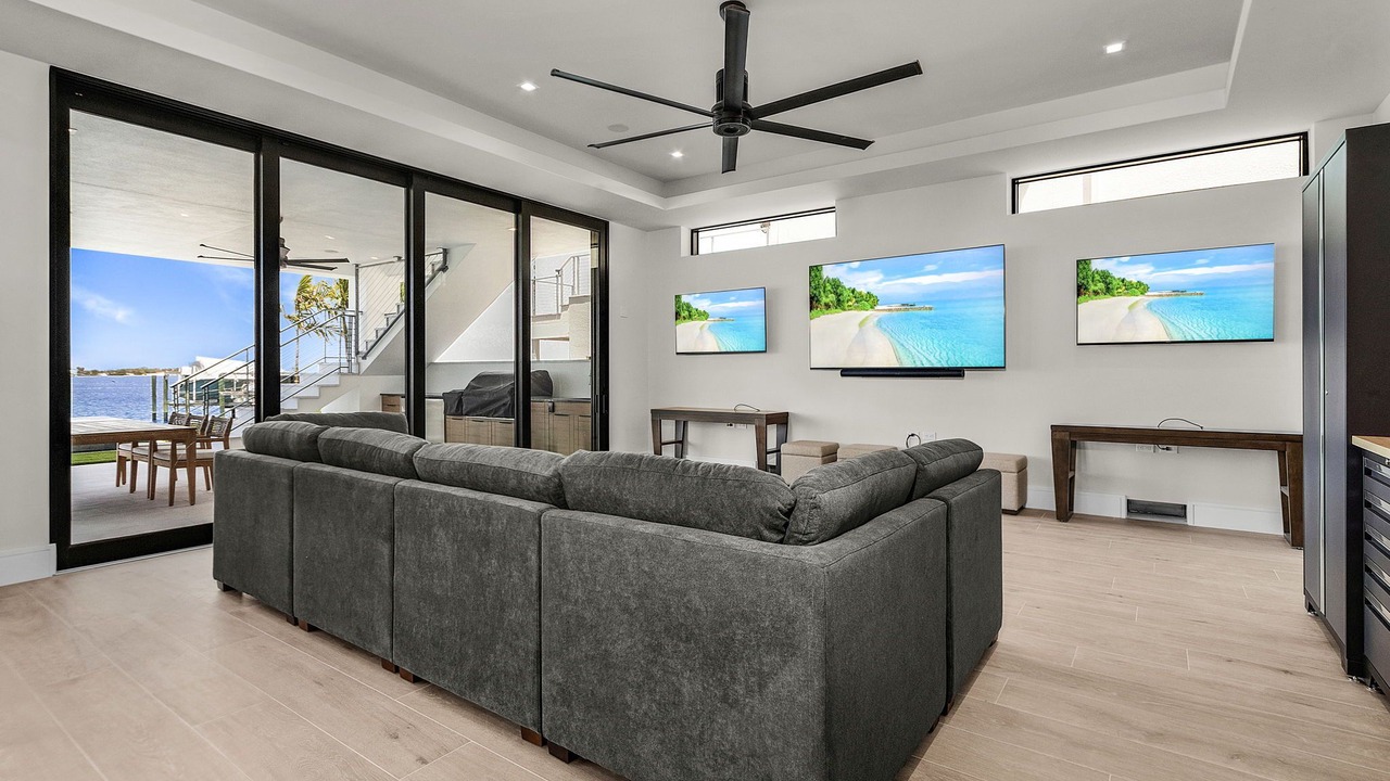 Photo of Livingroom in Fort Myers Beach