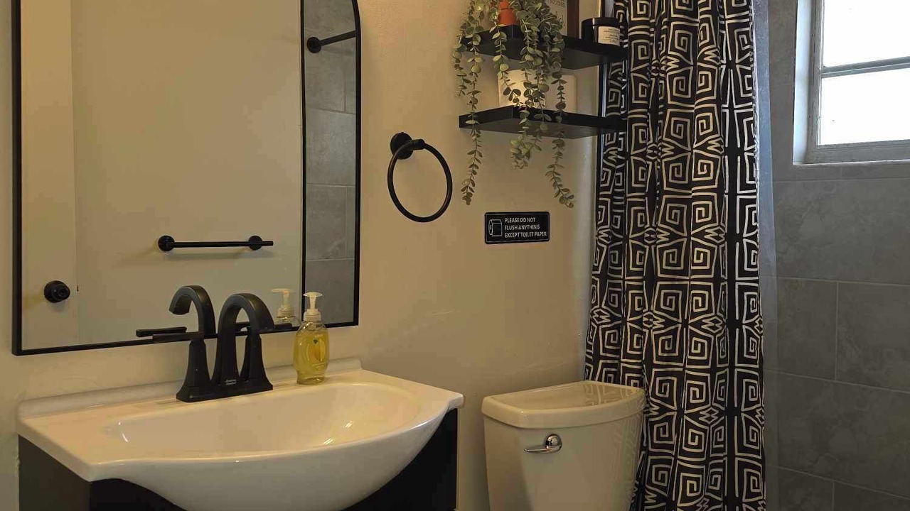 Photo of Bathroom in Lochmoor Waterway Estates