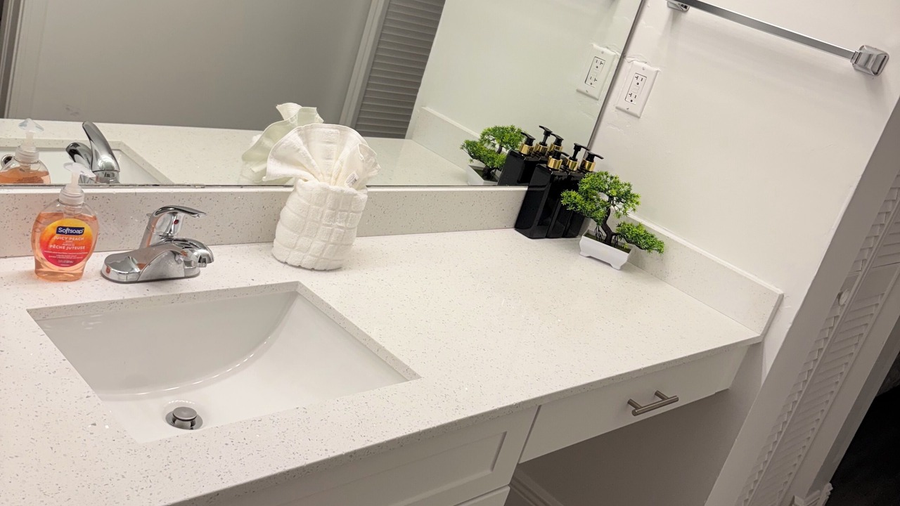 Photo of Bathroom in Sunrise