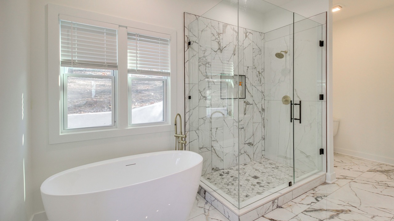 Photo of Bathroom in Tate