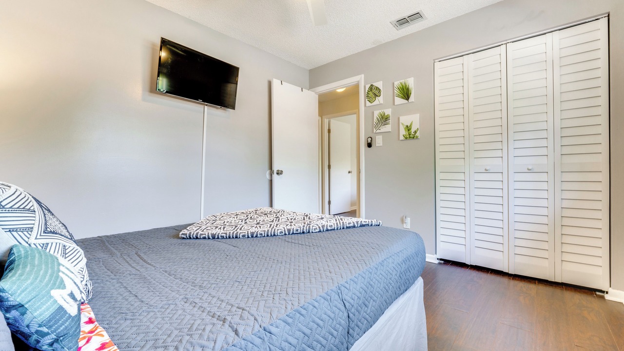 Photo of Bedroom in Longwood