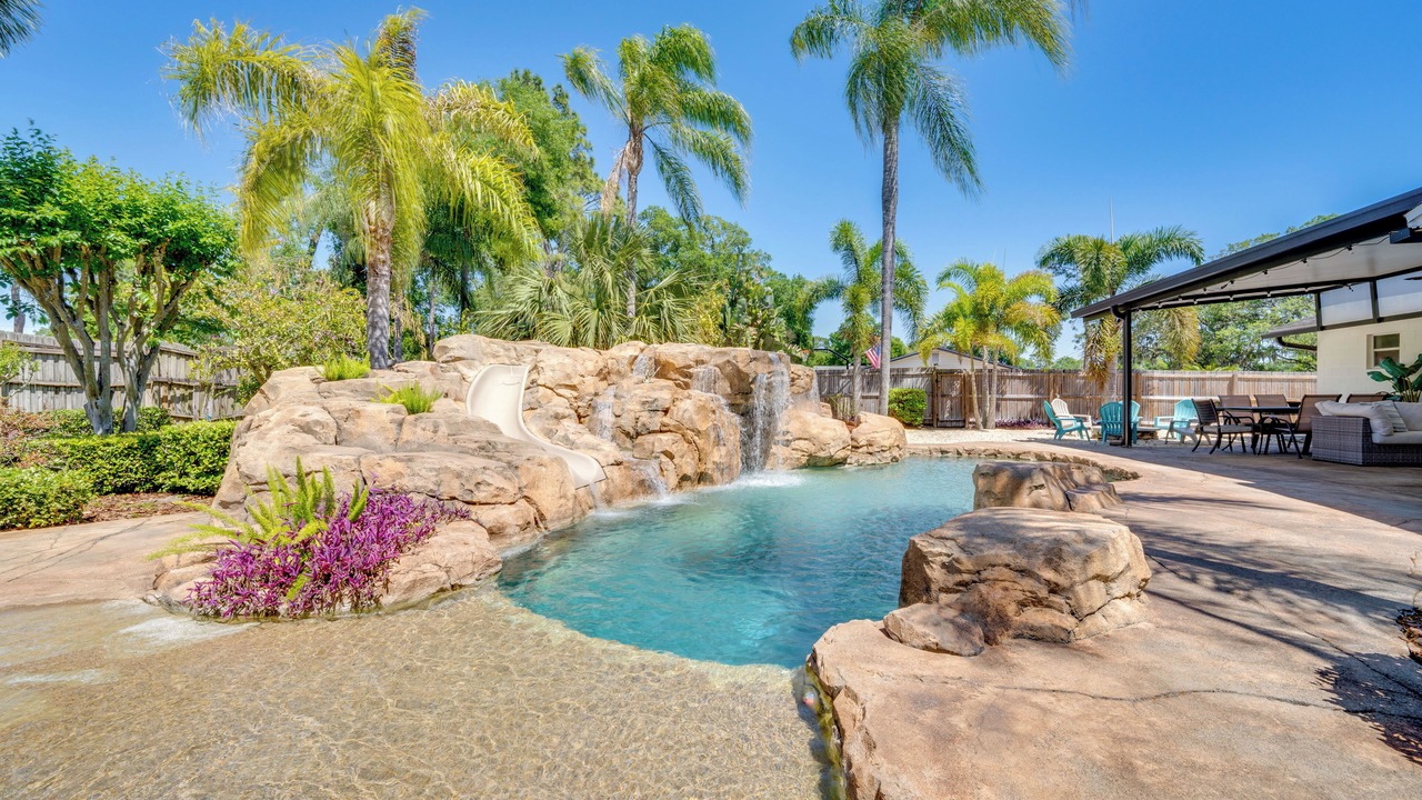 Photo of Outdoor in Longwood