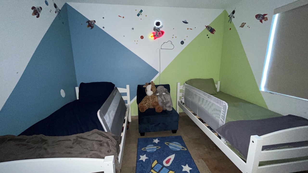 Photo of Bedroom in Kendall West