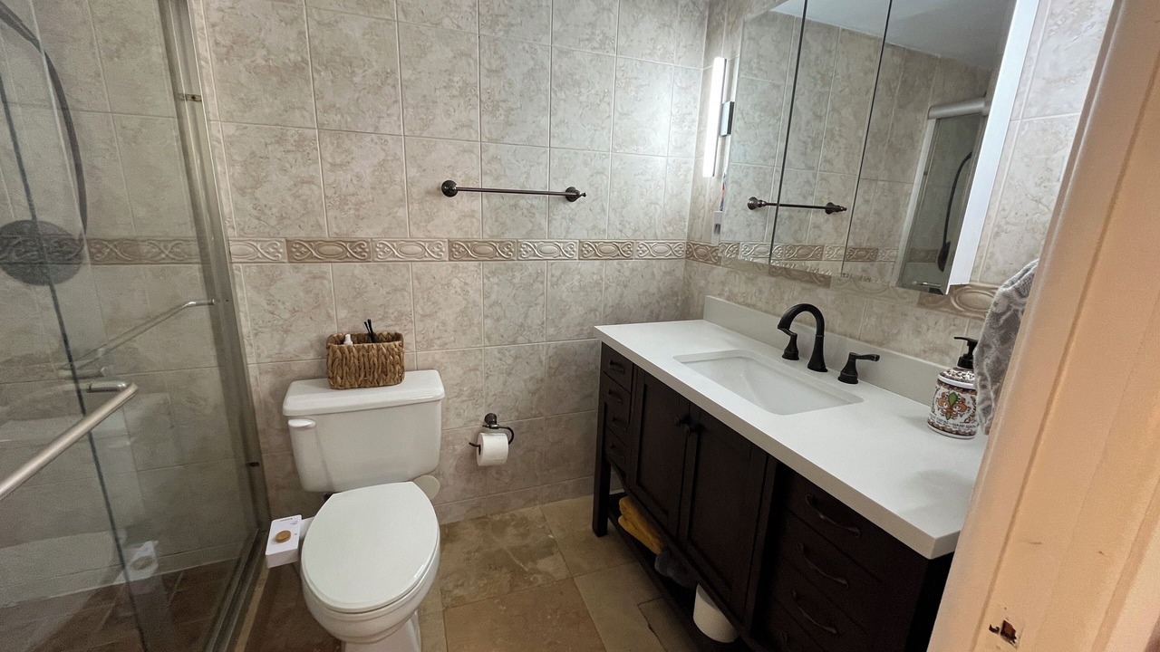 Photo of Bathroom in Kendall West