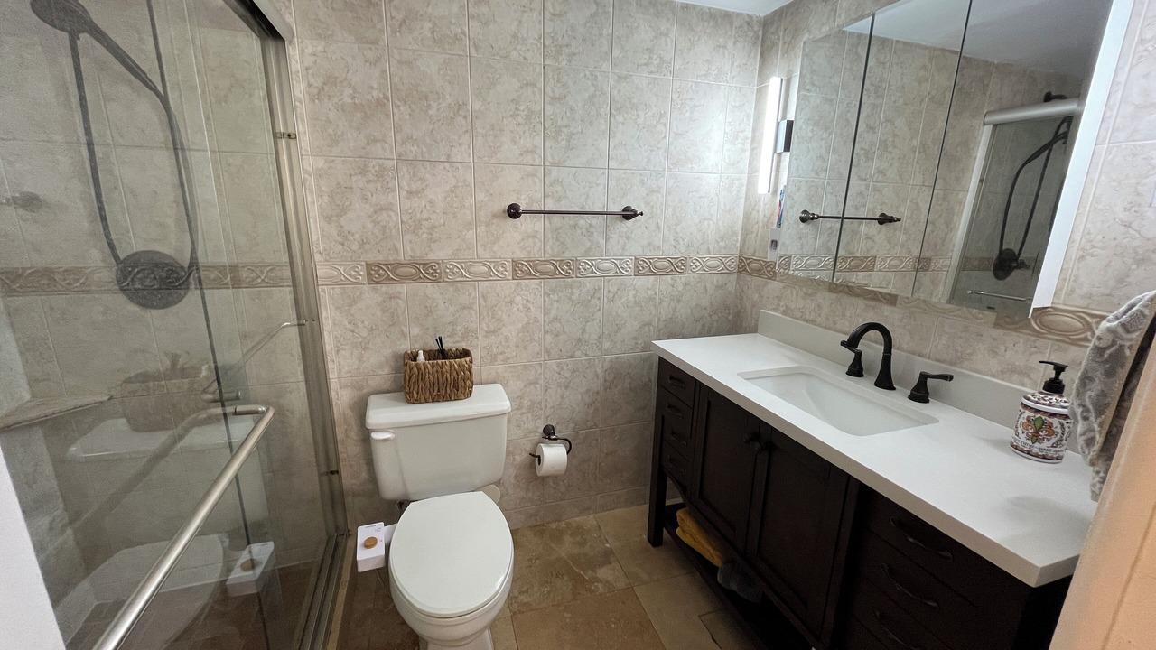 Photo of Bathroom in Kendall West