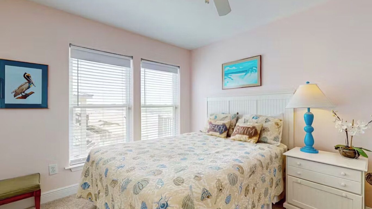 Photo of Bedroom in Surf Side Shores