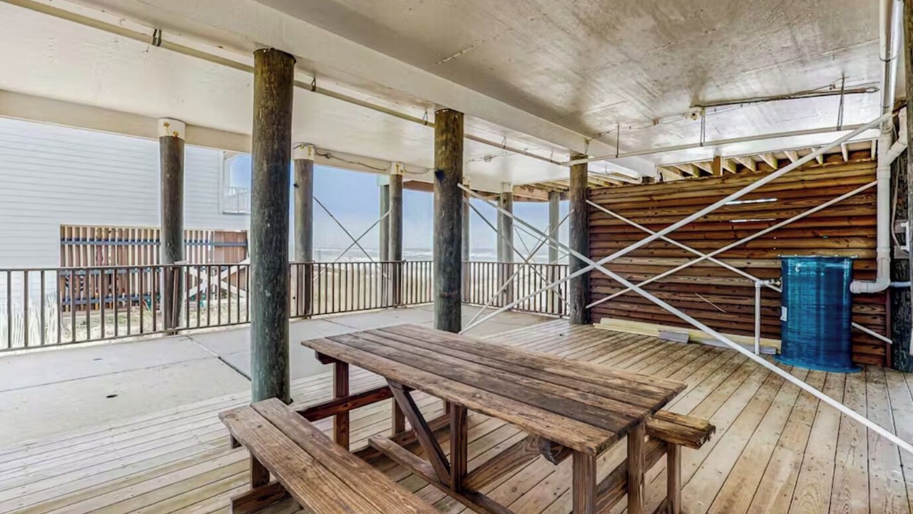 Photo of Outdoor in Surf Side Shores