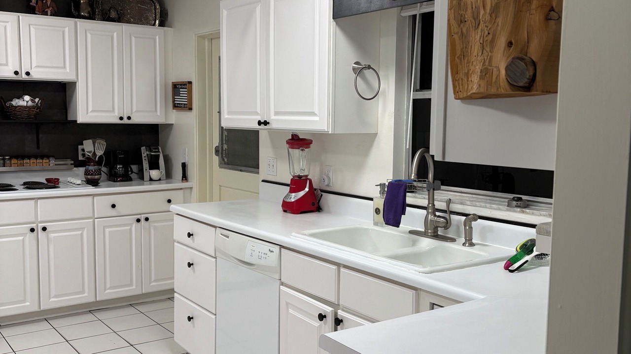 Photo of Kitchen in Cypress Gardens