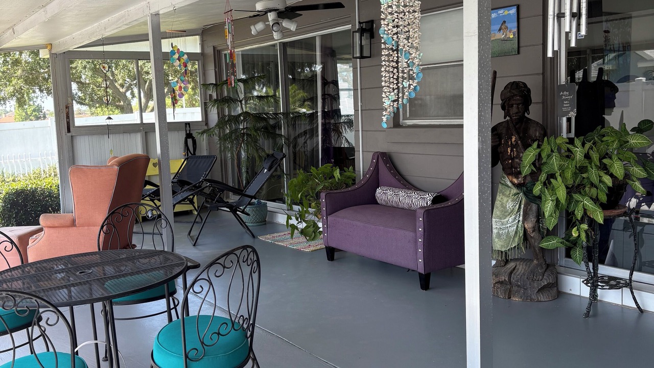 Photo of Patio Balcony in Cypress Gardens