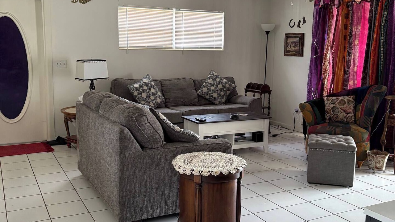 Photo of Livingroom in Cypress Gardens