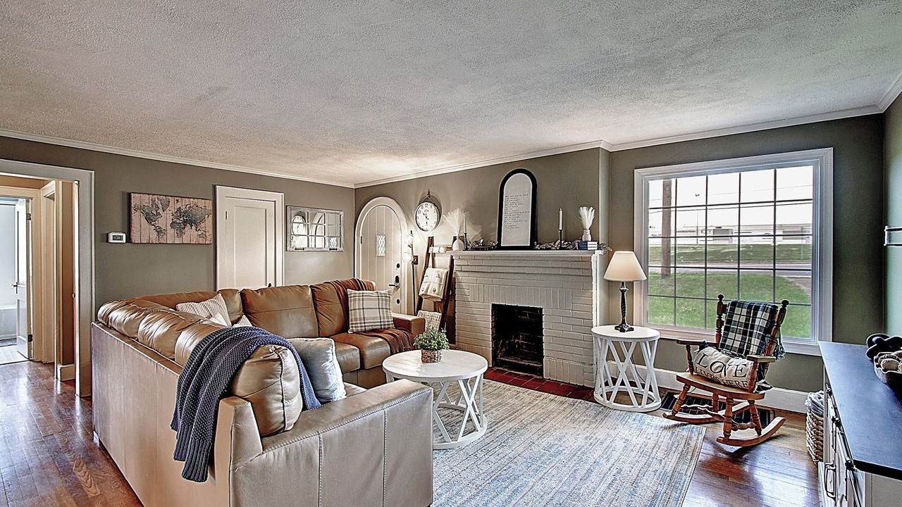 Photo of Livingroom in Kingsport