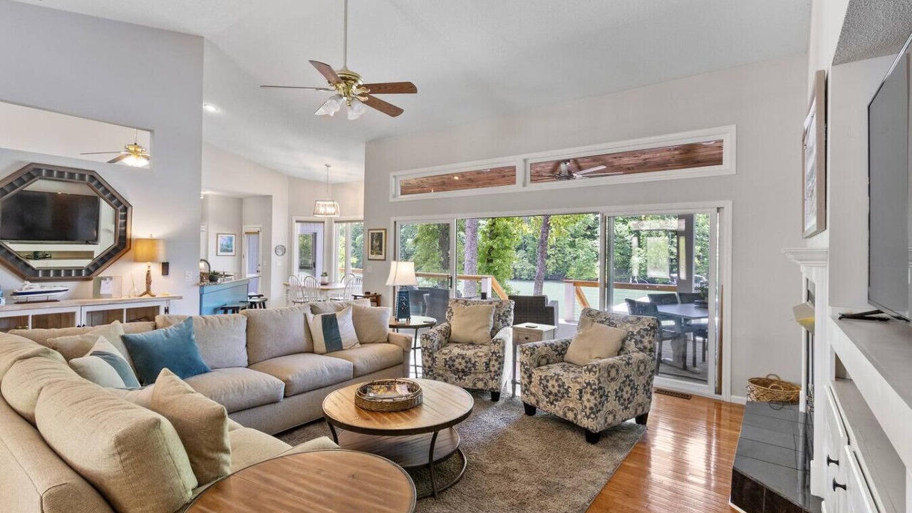 Photo of Bedroom in Indian Oaks