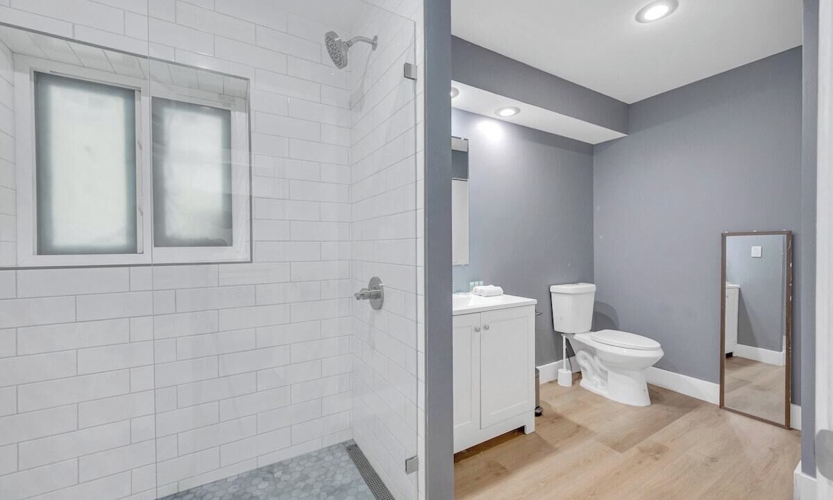 Photo of Bathroom in Biscayne Park