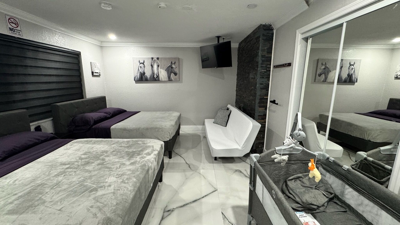 Photo of Bedroom in Tamiami