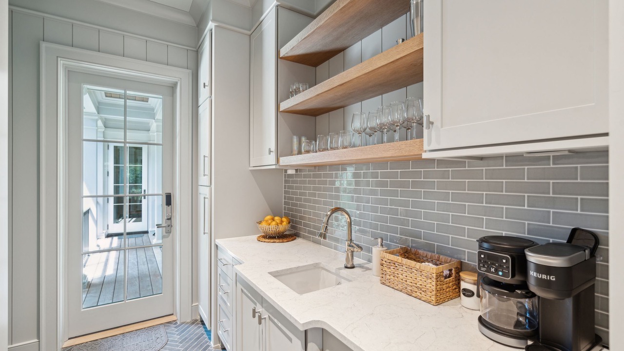 Photo of Kitchen in Vanderhorst Plantation