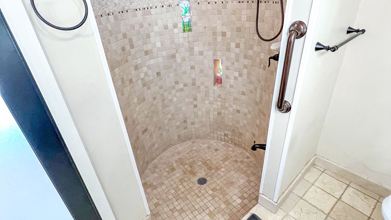 Photo of Bathroom in Cutler Bay
