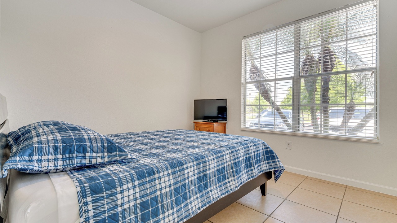 Photo of Bedroom in Trafalgar Village