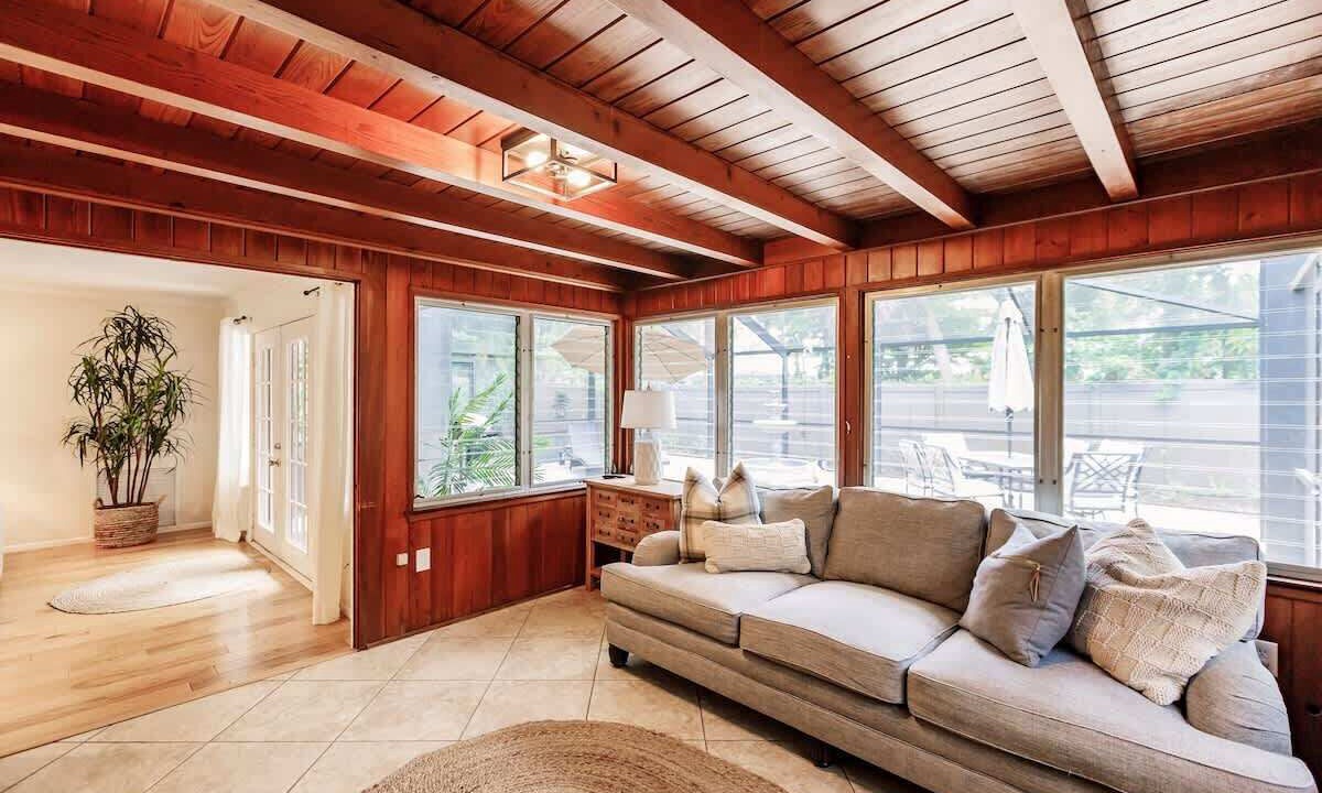 Photo of Livingroom in Indian Beach Sapphire Shores