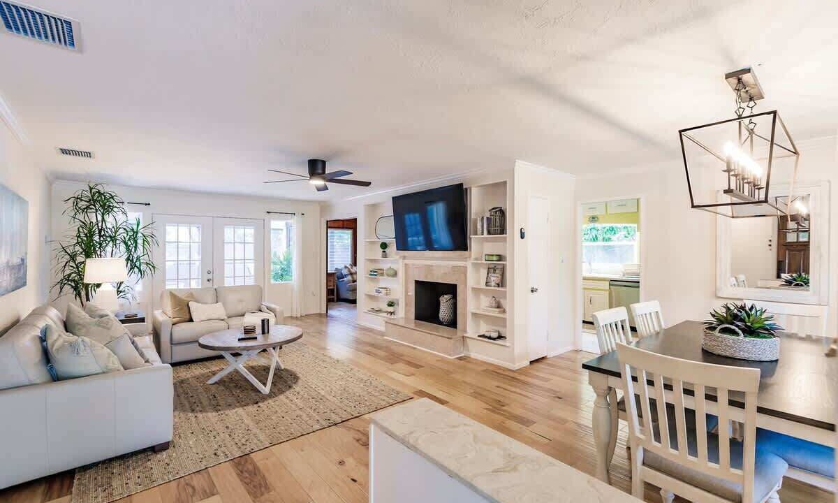 Photo of Livingroom in Indian Beach Sapphire Shores